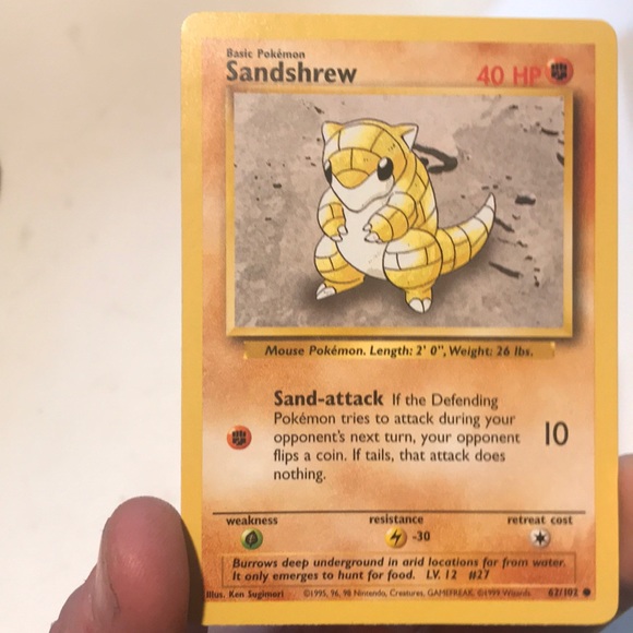 Sandshrew Pokémon Card (base set)